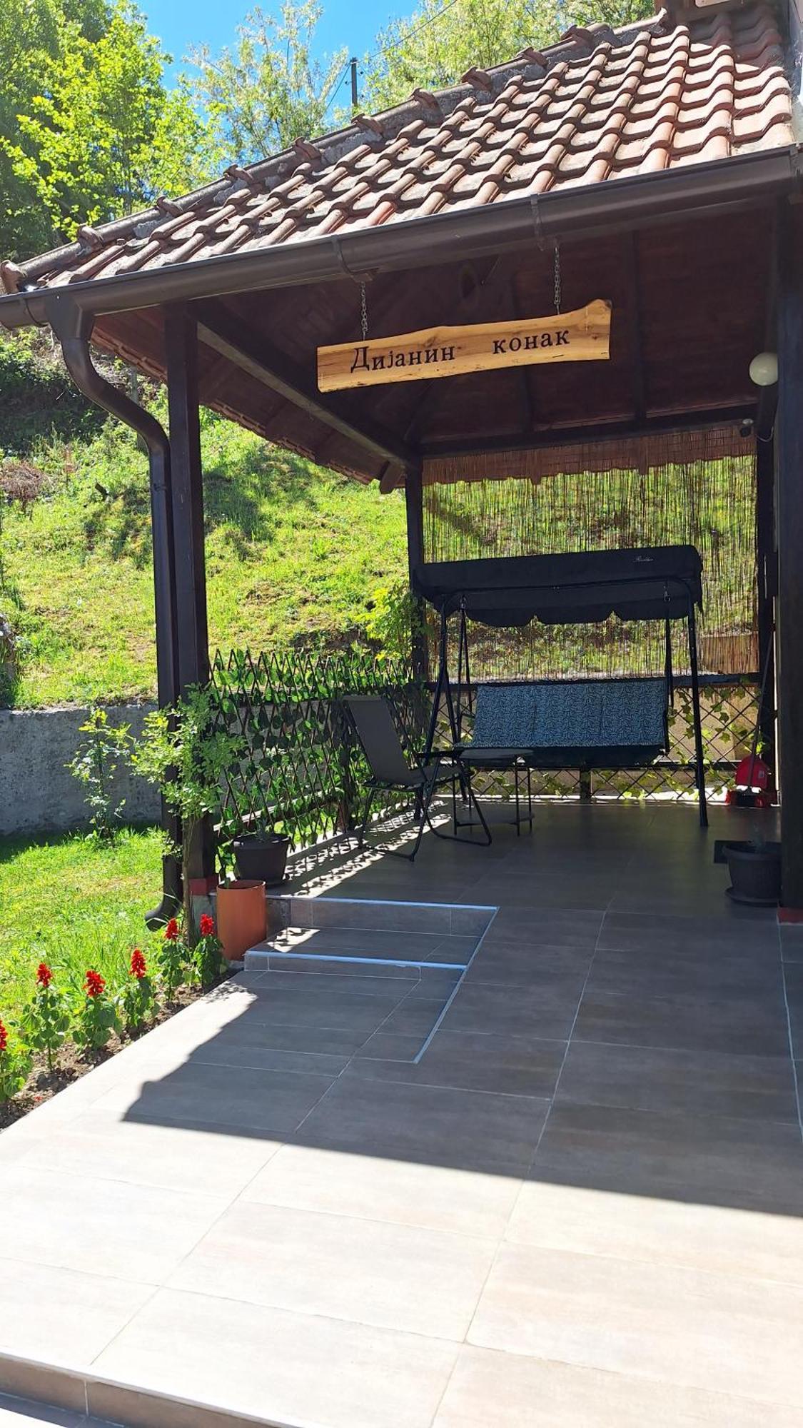 Dijanin Konak Zvornik Exteriér fotografie